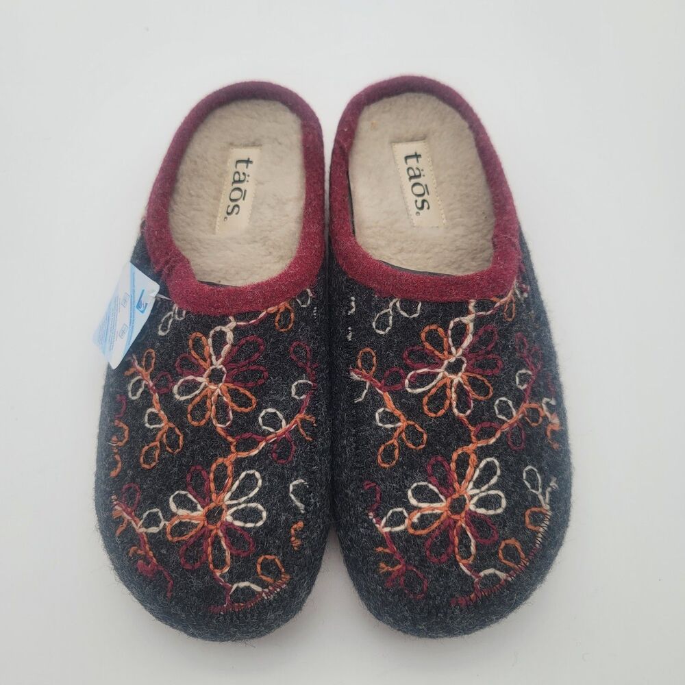 Taos Woolflower Charcoal Embroidered Wool Clog Shoes Womens 39 US 8-8.5 NWOT